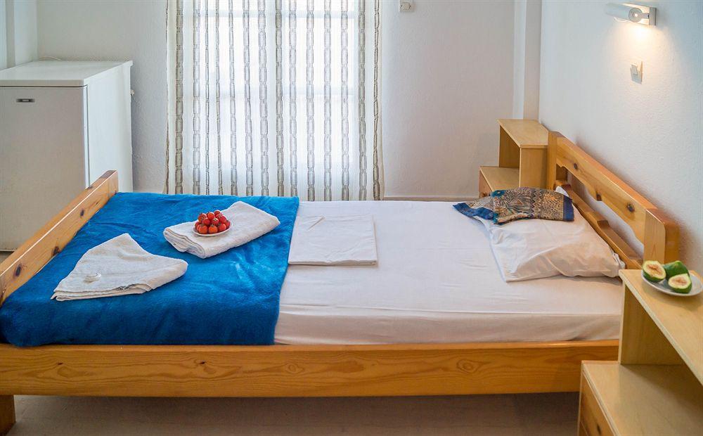 Monolithos Hotel Экстерьер фото