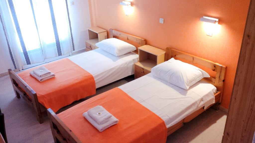 Monolithos Hotel Экстерьер фото