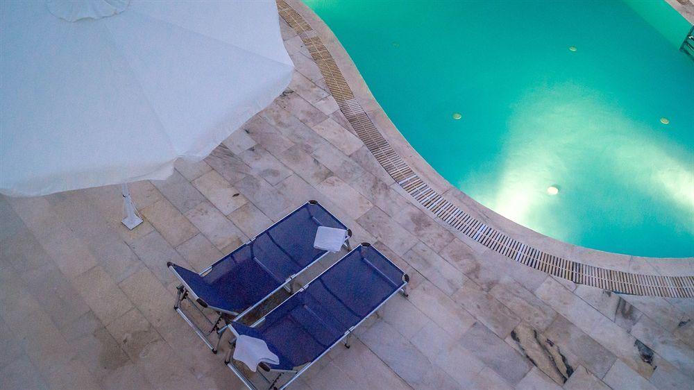 Monolithos Hotel Экстерьер фото