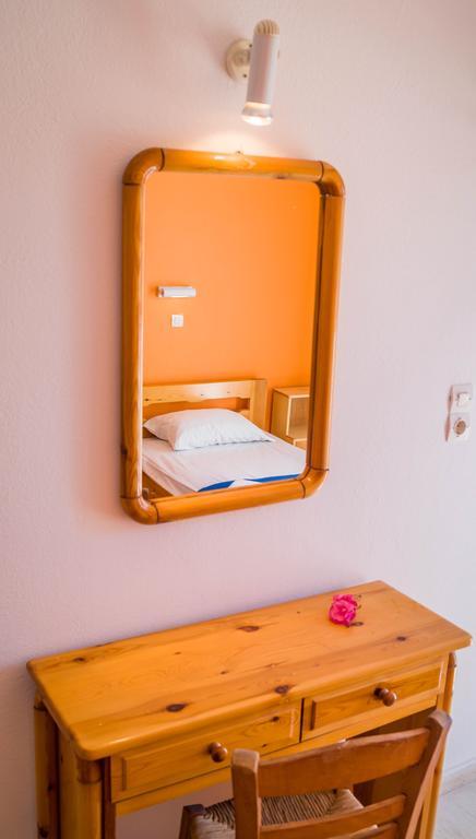 Monolithos Hotel Номер фото