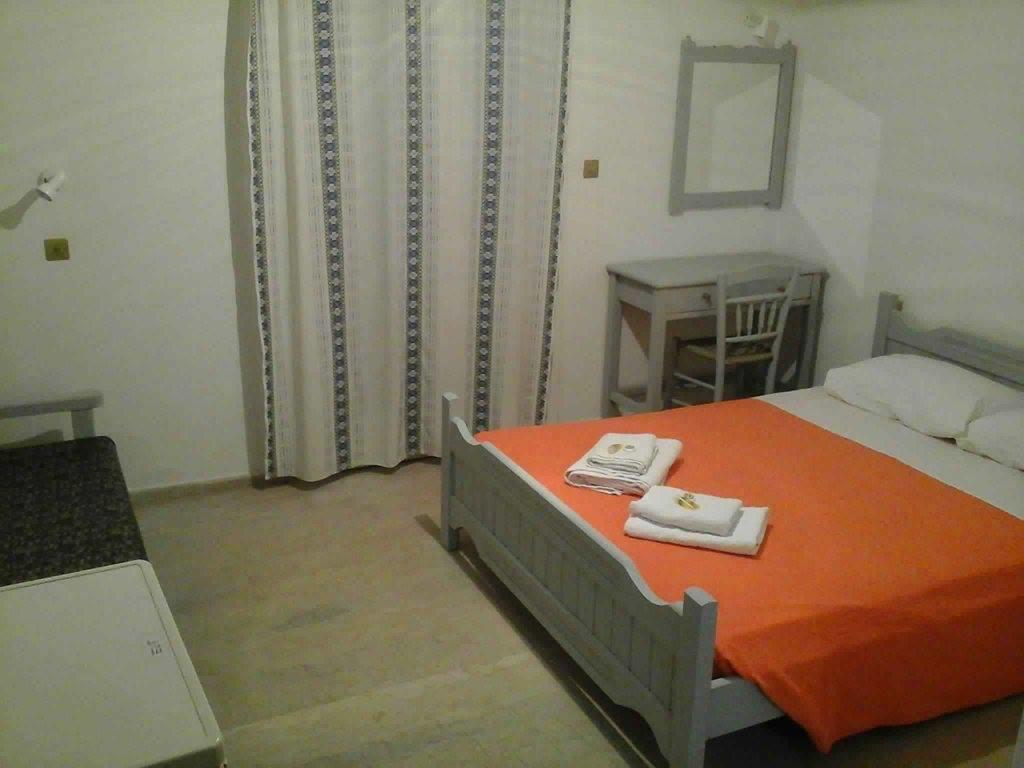 Monolithos Hotel Экстерьер фото